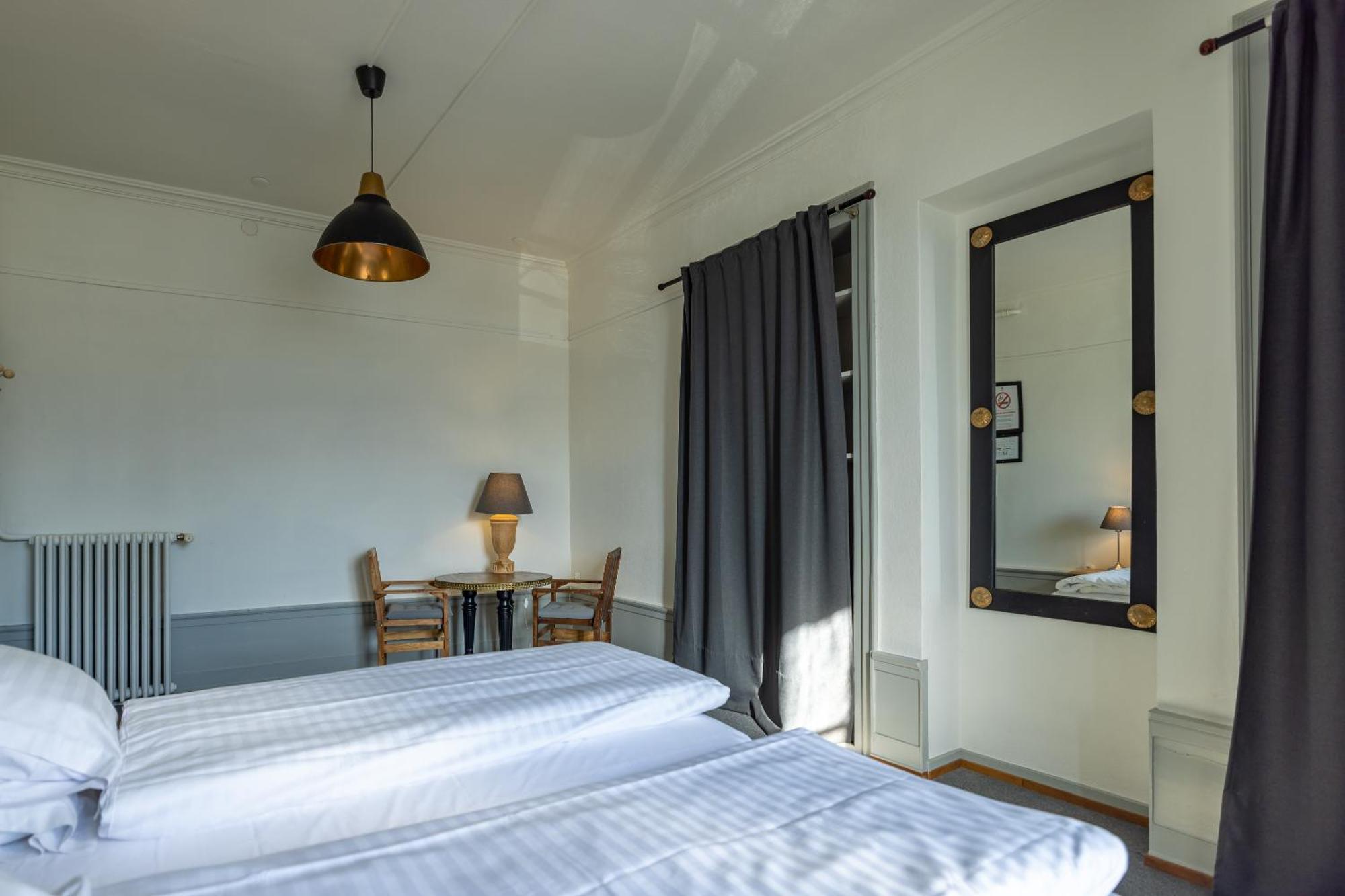 Vevey Hotel & Guesthouse Exterior photo