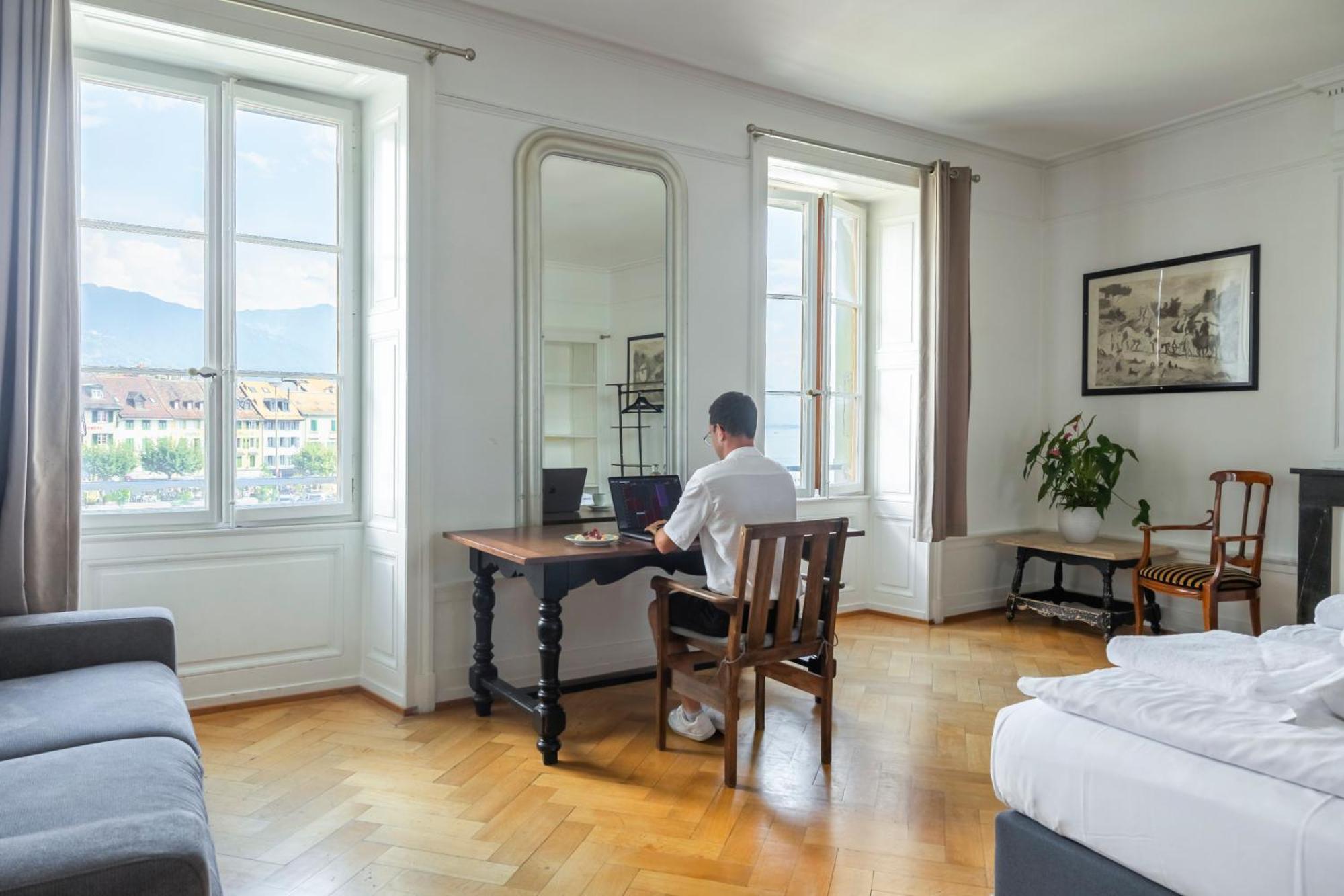 Vevey Hotel & Guesthouse Exterior photo